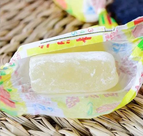 不想上班了,只想在家扣扣彈彈能拉絲 店小魚