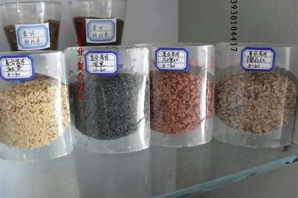 青島建材與日化用品市場概覽 從鵝卵石到濕巾的多元化供應